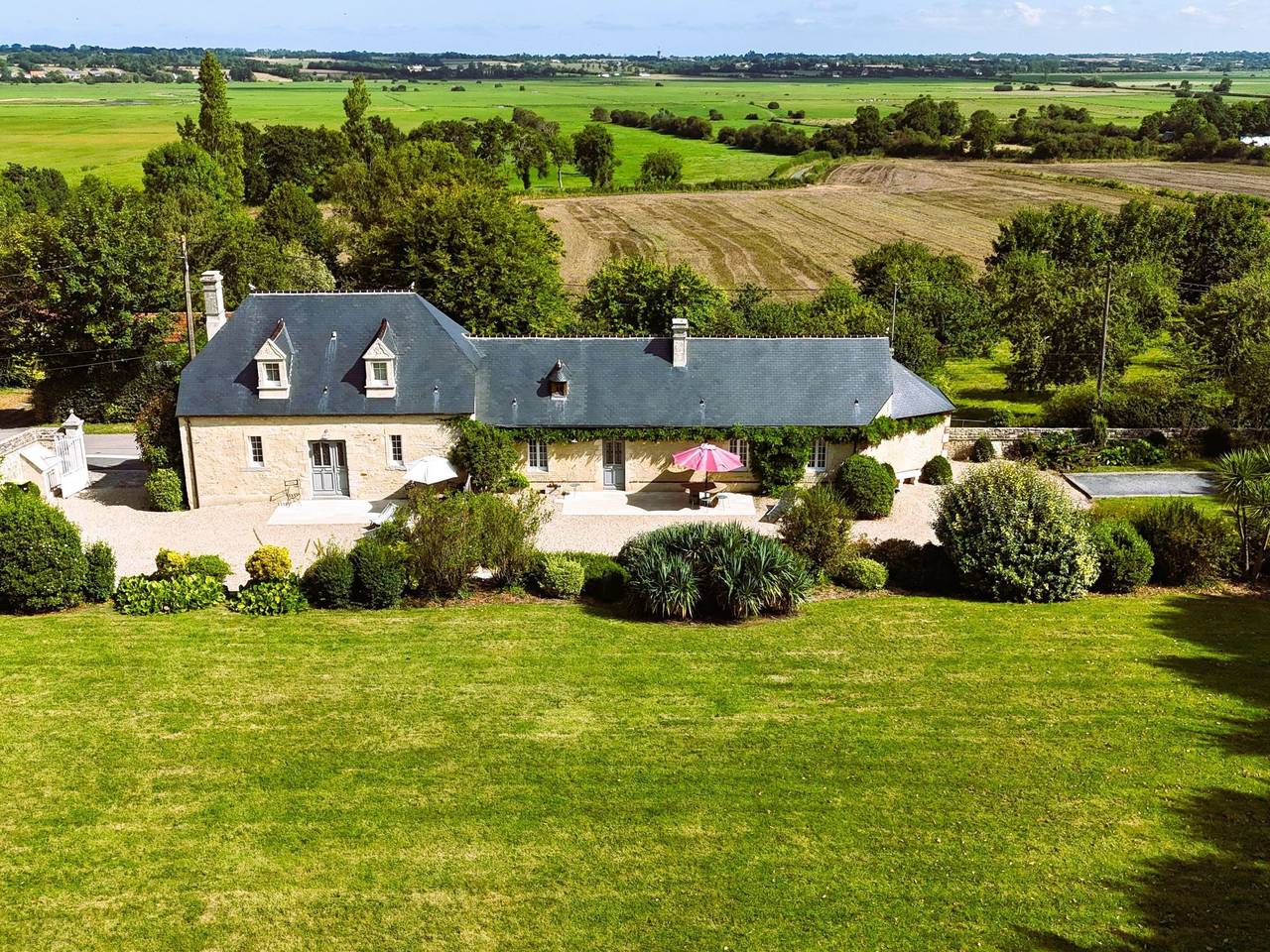 Le domaine des roseraies, Unterkunft Maupassant in Saint-Benoît-de-l'Aure, Región de Bayeux