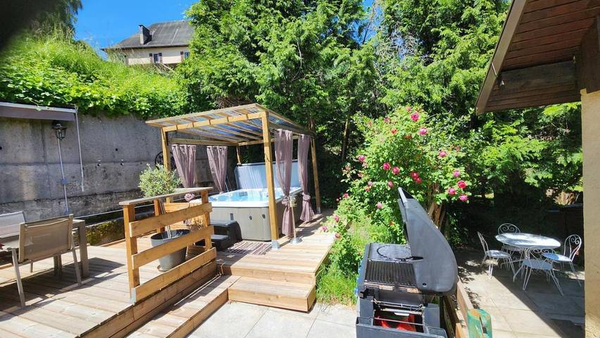 Location de vacances pour 6 personnes, avec jardin et jacuzzi à Aigueblanche - 2