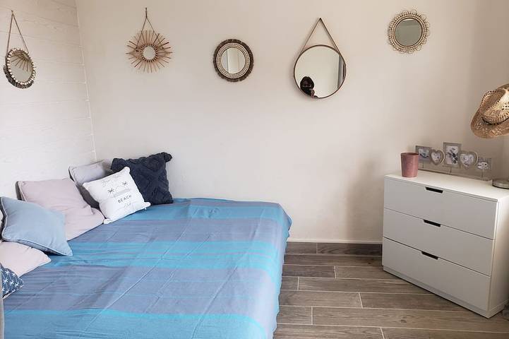 Appartement entier, Loue T3, vue Mer, Proche Plage, Jardin Privatif in Six-Fours-les-Plages, Côte méditerranéenne (France)