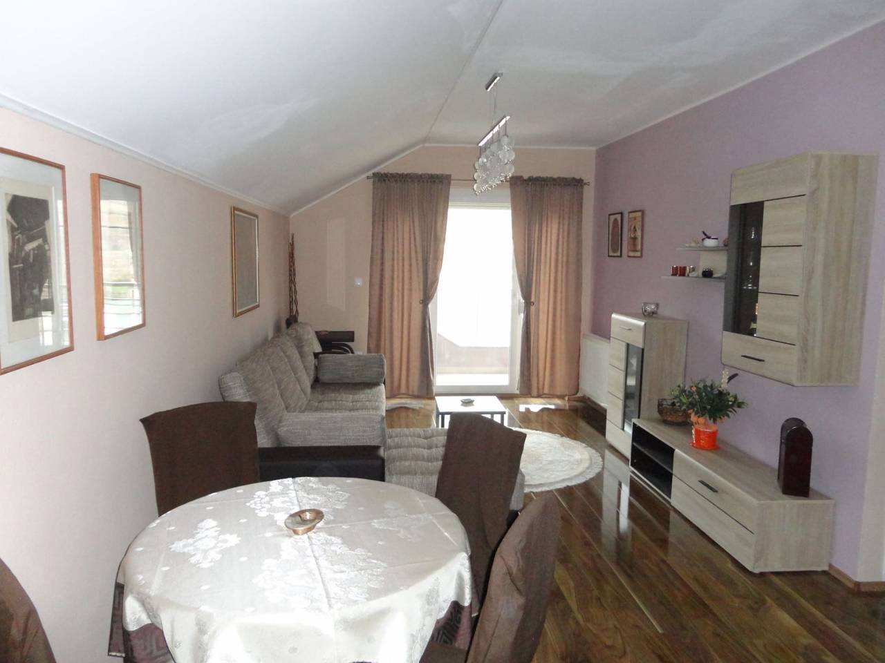 Ganze Wohnung, Apartments A&D - One Bedroom Apartment with Terrace and River View (Ana) in Bosnien und Herzegowina