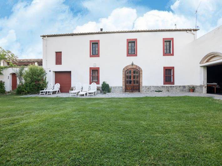 Casa rural para 10 personas, con Jardín en San Martín Sarroca
