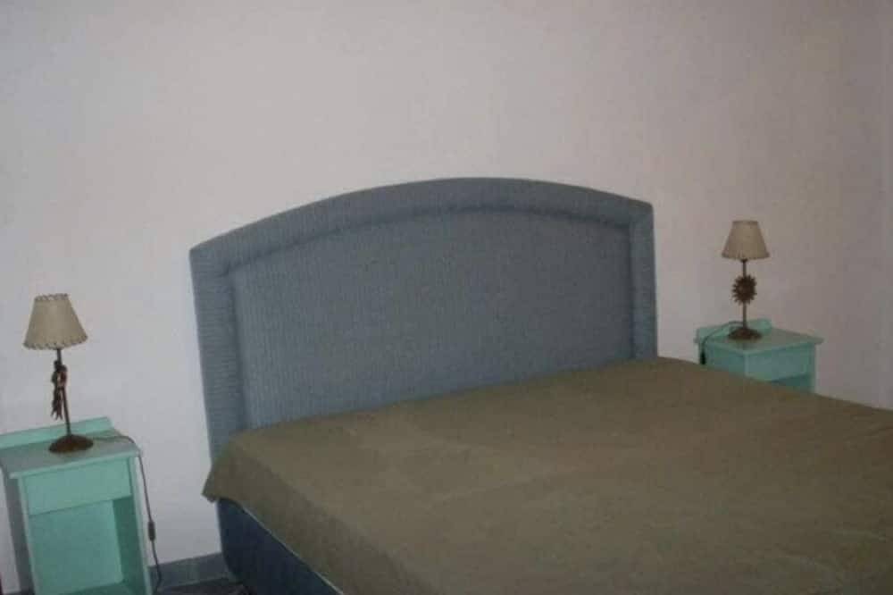 Entire apartment, Wonderful beachfront apartment In Soverato Marina 50 mt from the sea in Soverato, Catanzaro Province