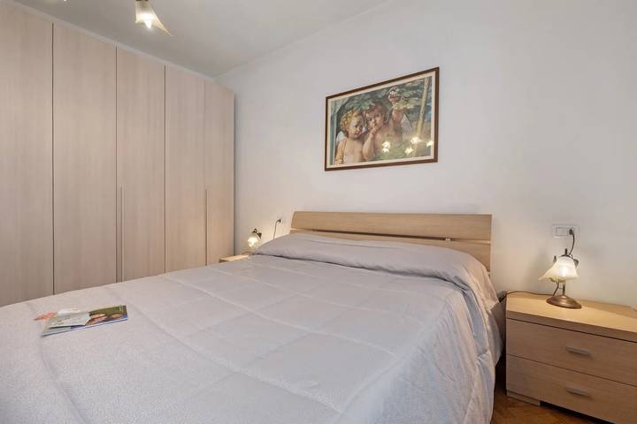 Appartement entier, Appartement 'Meridiana' avec vue sur la montagne et Wi-Fi in Roncone, Sella Giudicarie