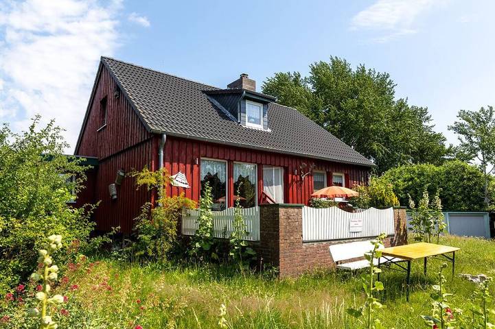 Ferienhaus für 6 Personen, mit Terrasse und Garten in Stakendorf