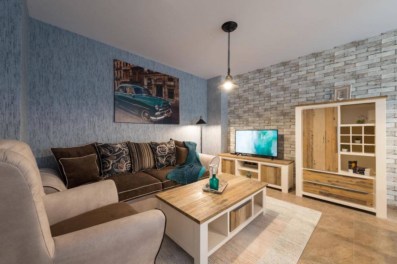 Two-Bedroom Apartment in Sofia, Bulgarie