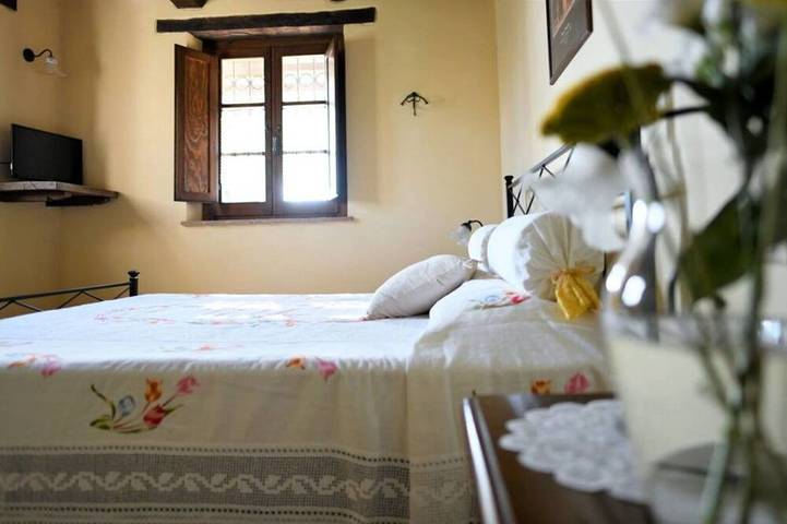 Terre di Giano Private Pool and View, Umbria in Paciano, Perugia Province