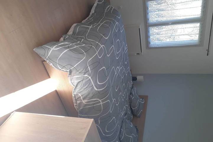 Gîte pour 6 personnes, avec jardin à Castelsagrat - 3