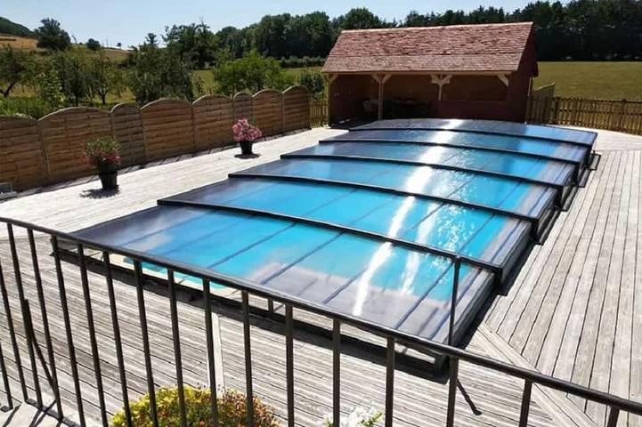 Gîte pour 6 personnes, avec jardin à Senailly