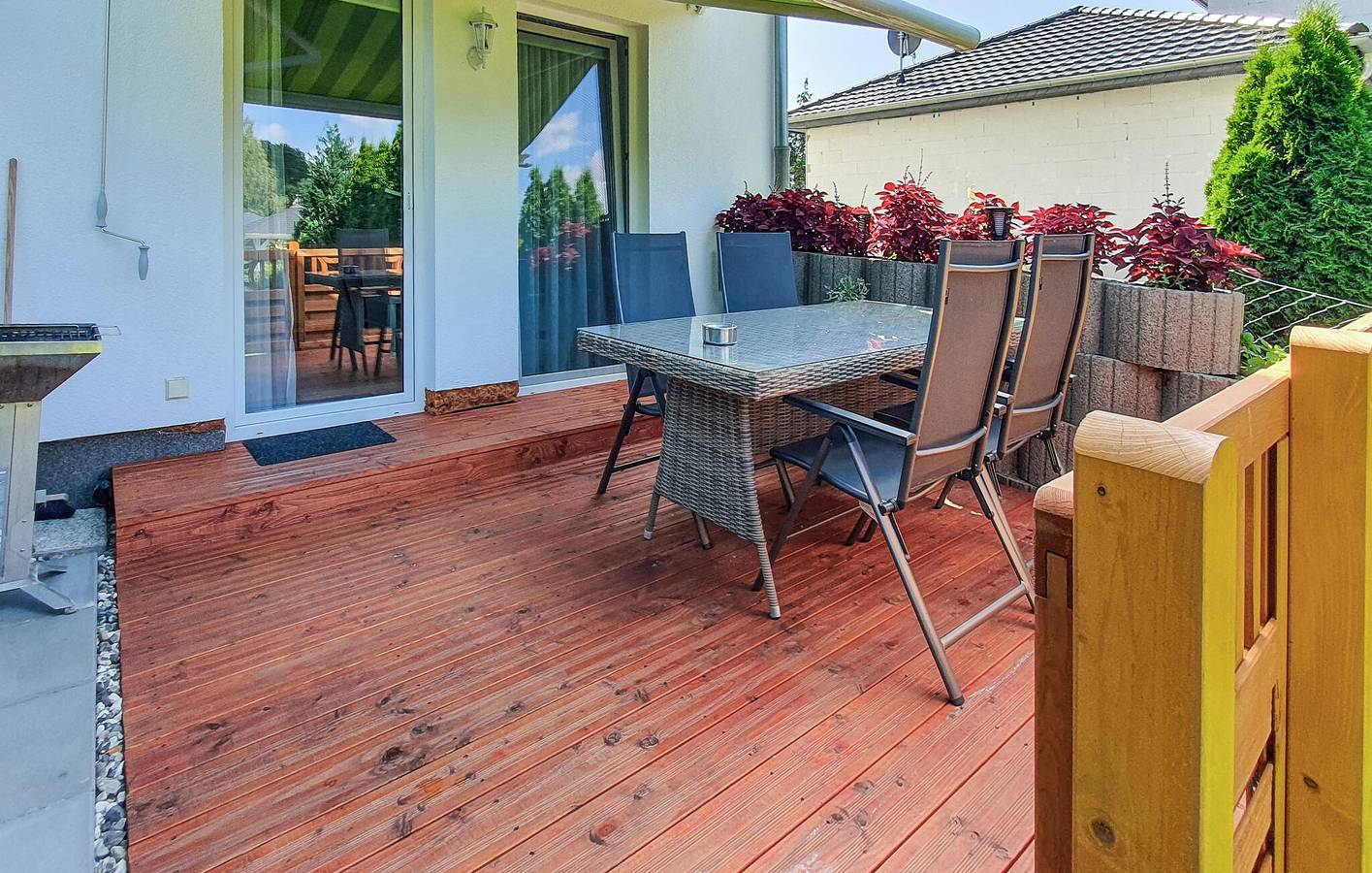 Ganze Ferienwohnung, Gemütliches Apartment mit Terrasse und Parkplatz, in der Nähe von Strand und Restaurants in Neppermin, Benz