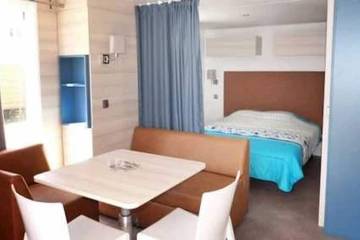 Camping für 2 Personen in La Bergerie, Hyeres, Bild 1