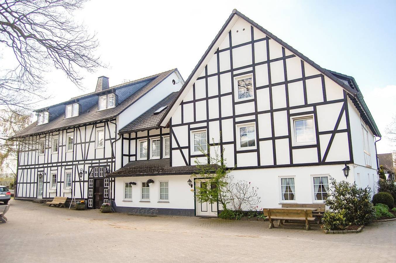 Ganze Wohnung, Altes Bauernhaus - Dachstube rechts in Schmallenberg, Hochsauerlandkreis