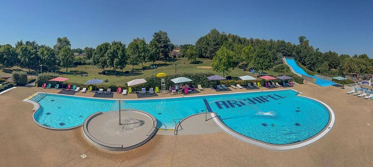 Camping Onlycamp le Champ d'été in Reyssouze, Région de Bourg-en-Bresse