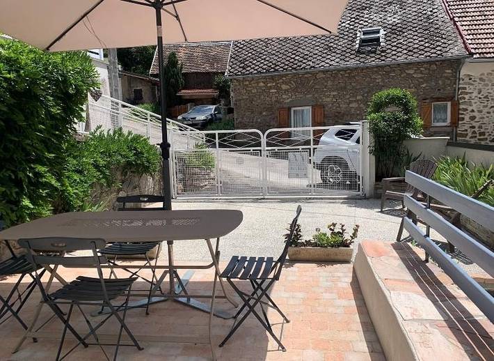 Gîte pour 5 personnes, avec jardin