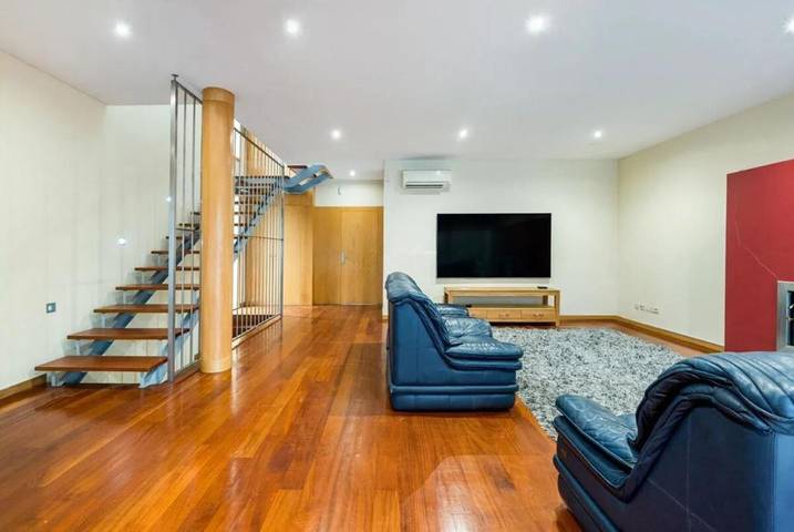 Villa para 15 pessoas, com Varanda e Piscina e ainda Vista em Braga