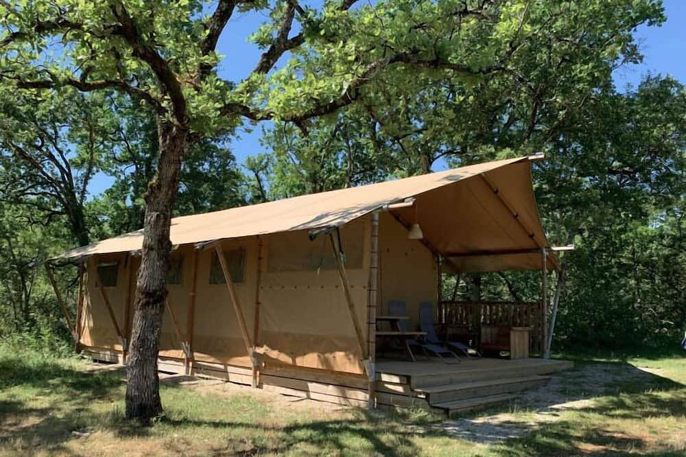 Luxury Lodge - Lodges du Bois Dodo in Septfonds, Quercy