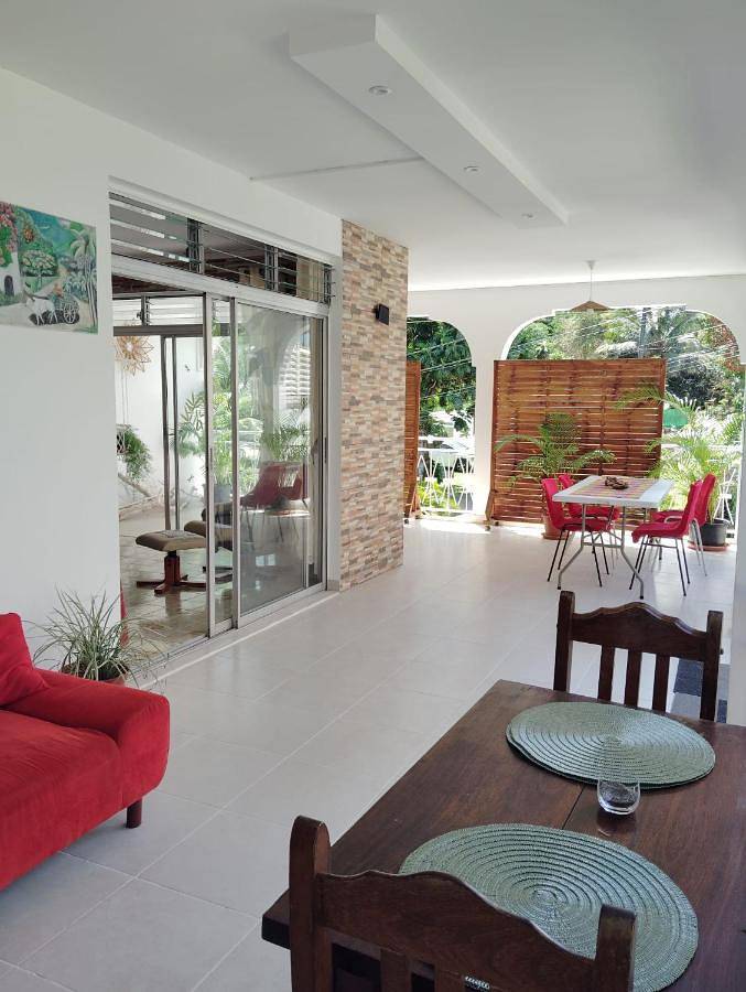 Gîte pour 6 personnes, avec terrasse et vue dans Saint-Joseph (Martinique) - 2