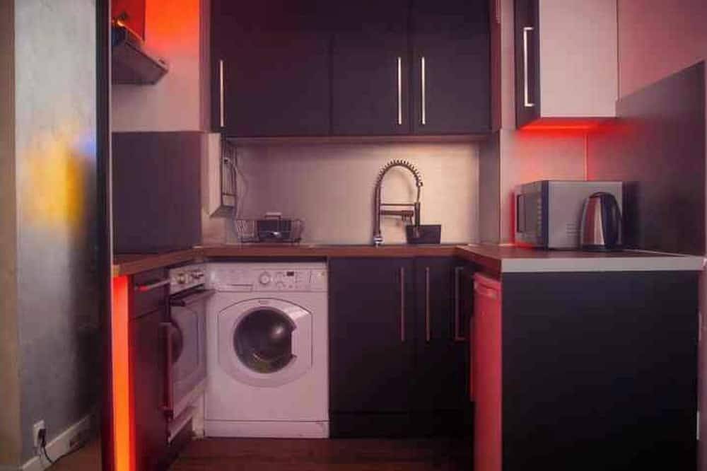 Entire apartment, 40th floor Spa/view in Puteaux, Hauts-de-Seine