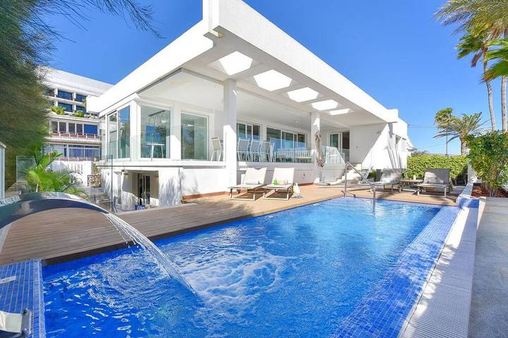 Maison de vacances pour 10 personnes, avec terrasse et piscine - 1