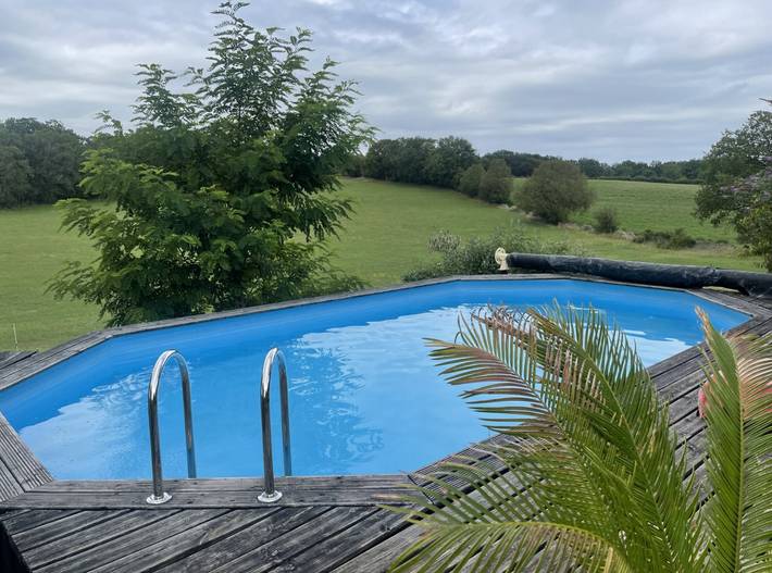 Location de vacances pour 2 personnes, avec Jardin et Piscine à Fontanes-du-Causse