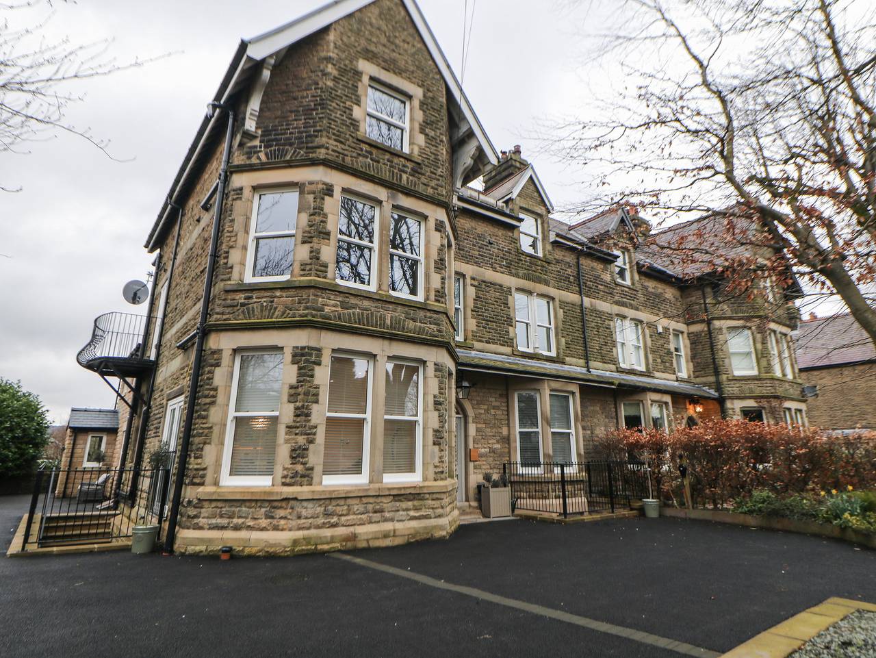 Entire apartment, Cavendish Suite in Buxton, Derbyshire