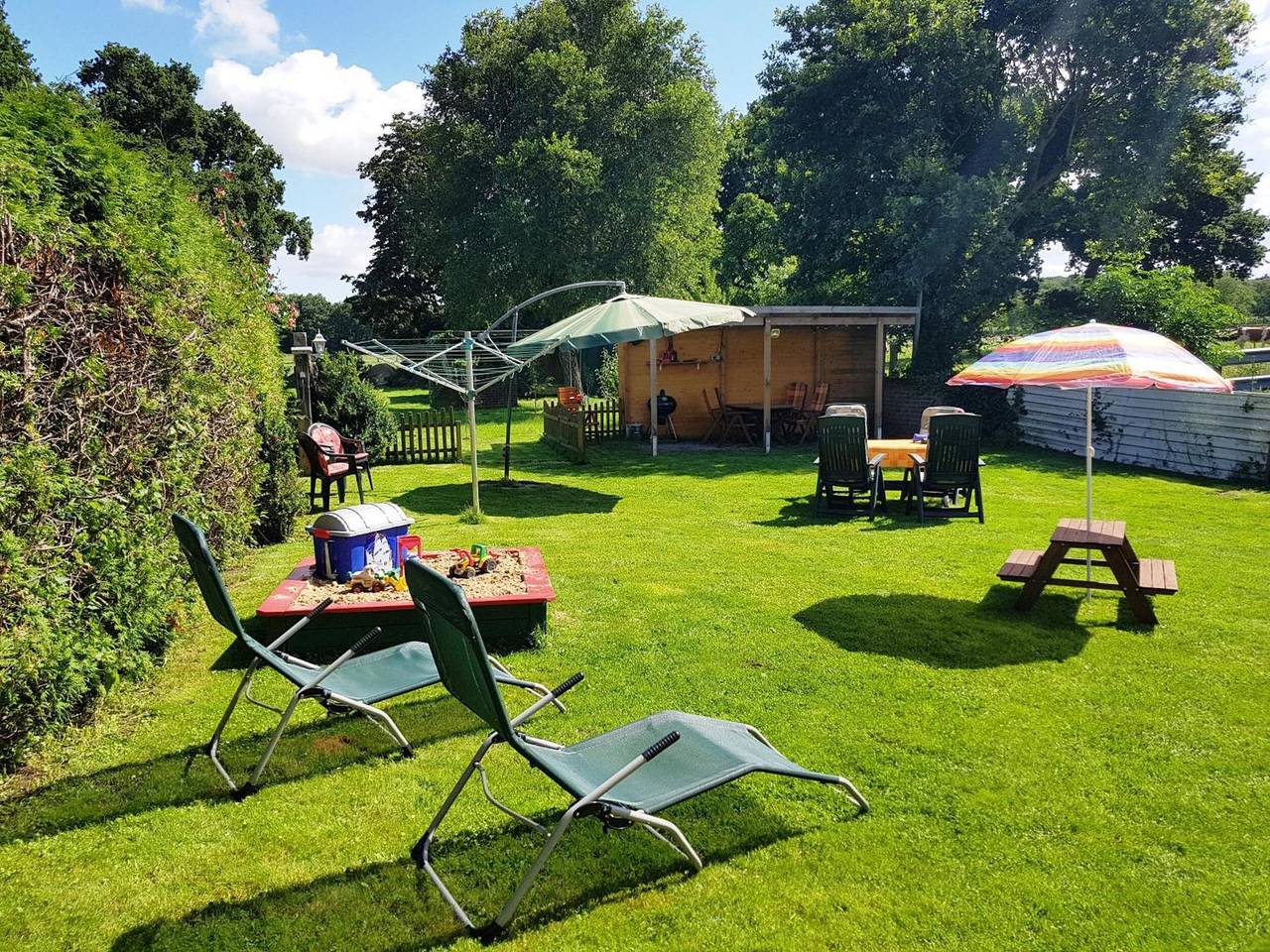 Ganze Wohnung, Apartment 'Haus Küstenheide mit Balkon' mit Wlan und Balkon in Berensch, Cuxhaven