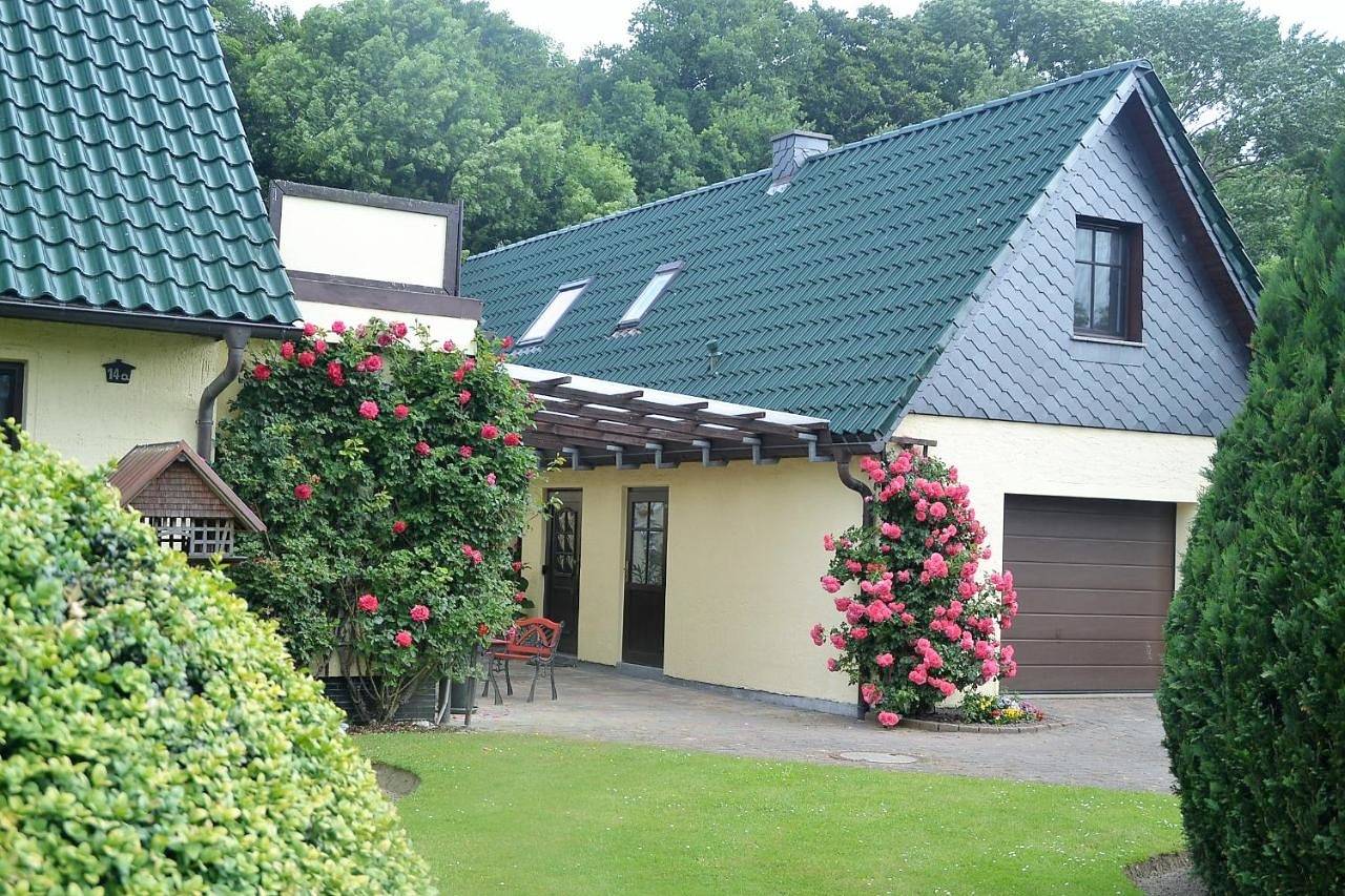 Ganze Wohnung, Ferienwohnung 1 bei Familie Saupe in Schaprode, Rügen
