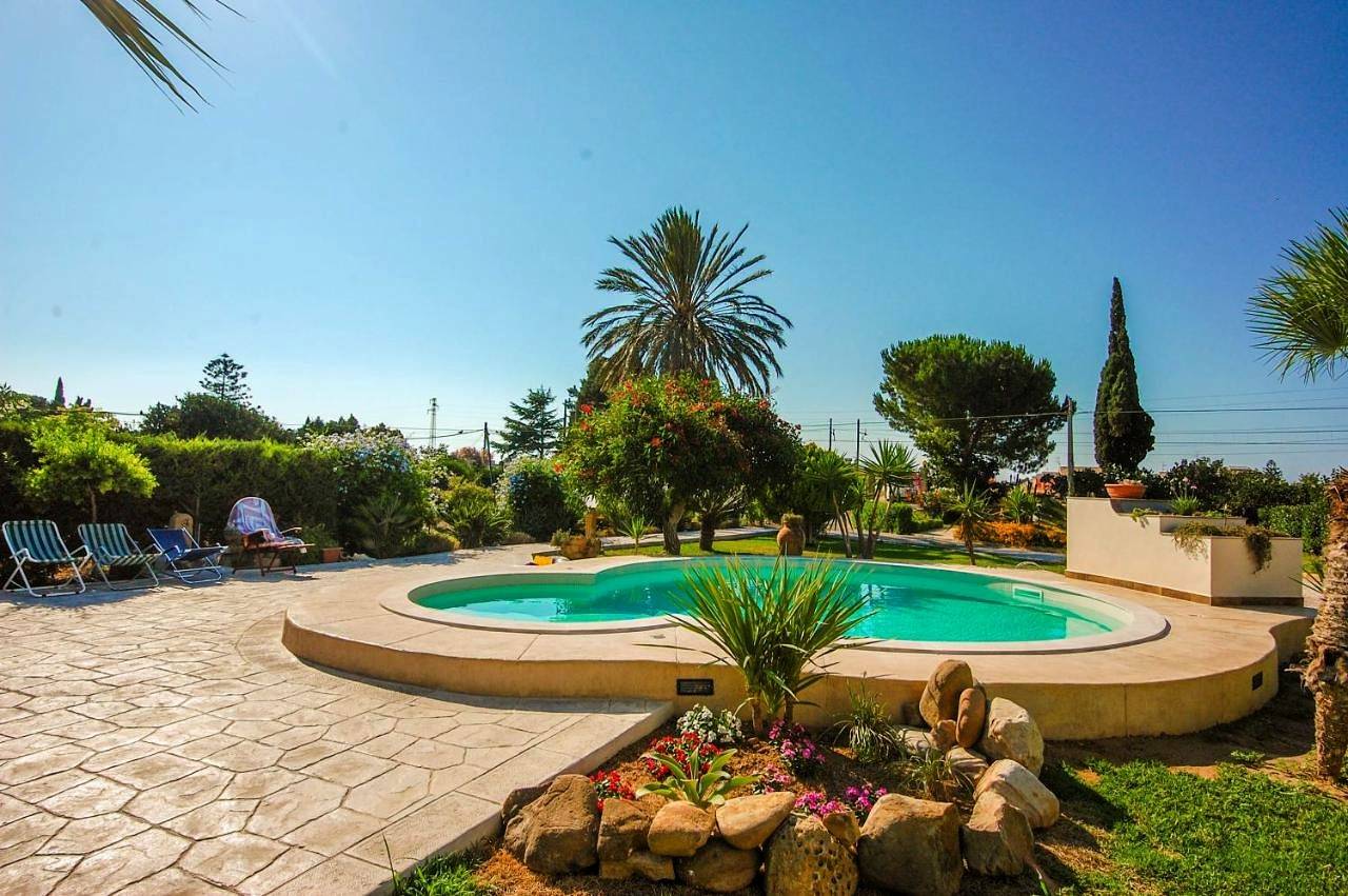 Villa Deluxe in Piana Calzata, Campofelice di Roccella