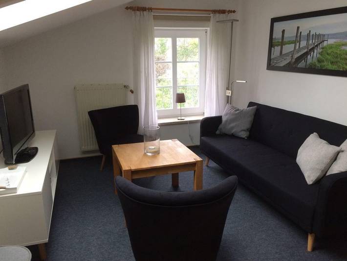Ferienwohnung für 5 Personen, mit Terrasse und Garten in Bisdorf