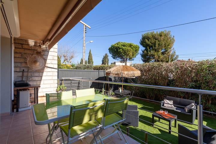 Appartement de vacances pour 4 personnes, avec jardin