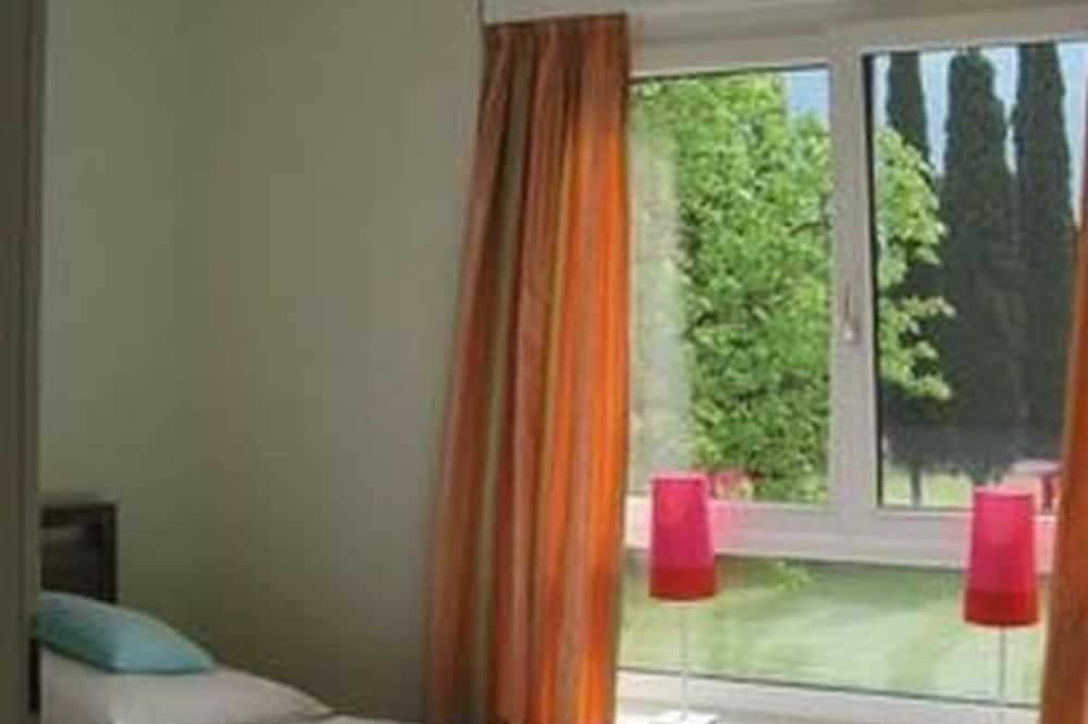 Ganze Wohnung, Exklusives Apartment, am Luganersee, mit Außenpool in Luganersee