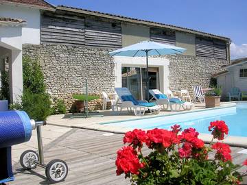 Chambre d’hôte pour 2 personnes, avec piscine et jardin en Charente-Maritime