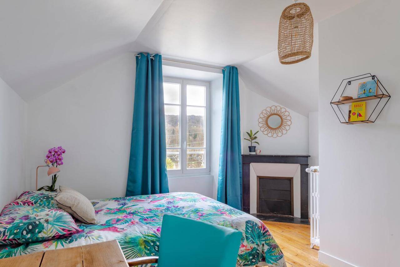 Appartement entier, Chambre, proche Rer B, Paris Saclay dans une colocation in Gif-sur-Yvette, Parc naturel régional de la Haute Vallée de Chevreuse