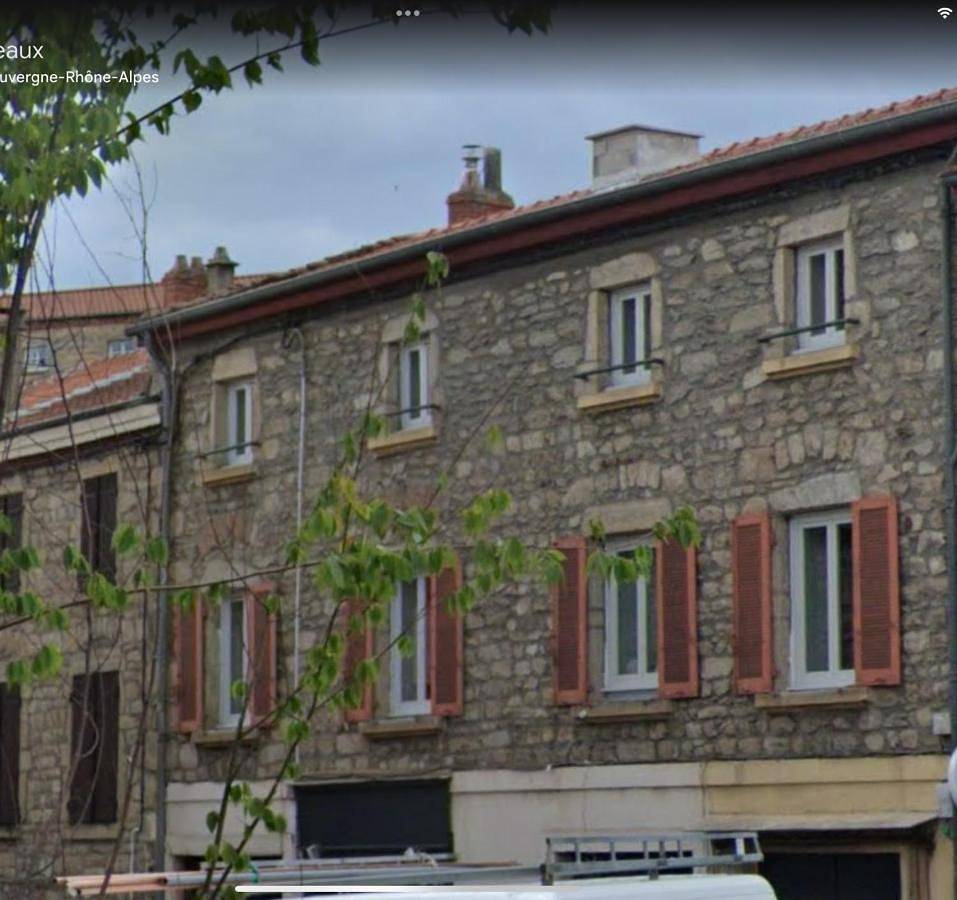 Appartement entier, One-Bedroom Apartment in Soucieu-en-Jarrest, Lyon et ses environs