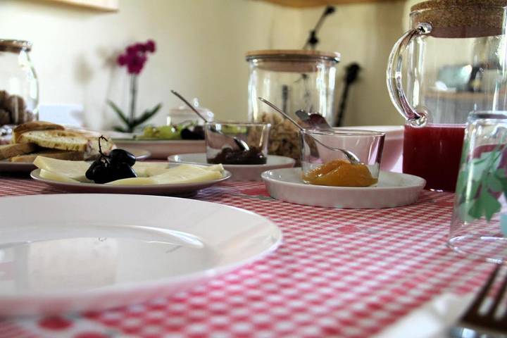 Location de vacances pour 2 personnes, avec terrasse ainsi que vue et jardin à Arborea - 3