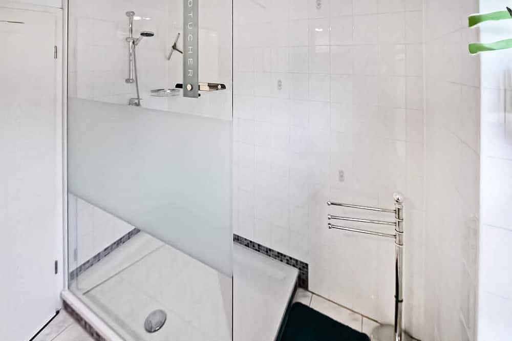 Ganze Wohnung, Ferienwohnung Groß Nemerow in Tollensesee, Groß Nemerow