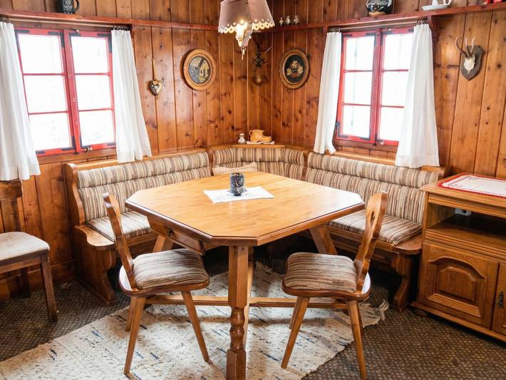 Uriges Almhütte in den Bergen nahe Skigebiete in Turnau, Hochsteiermark