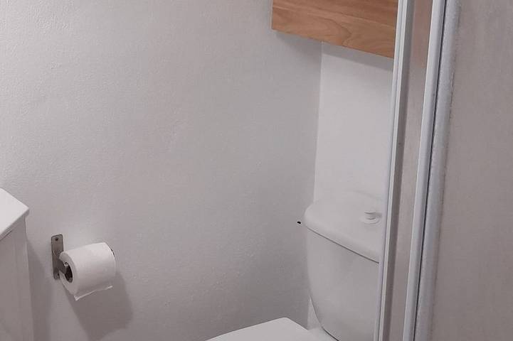 Location de vacances pour 5 personnes, avec terrasse et jardin à Saint-Laurent-le-Minier - 4
