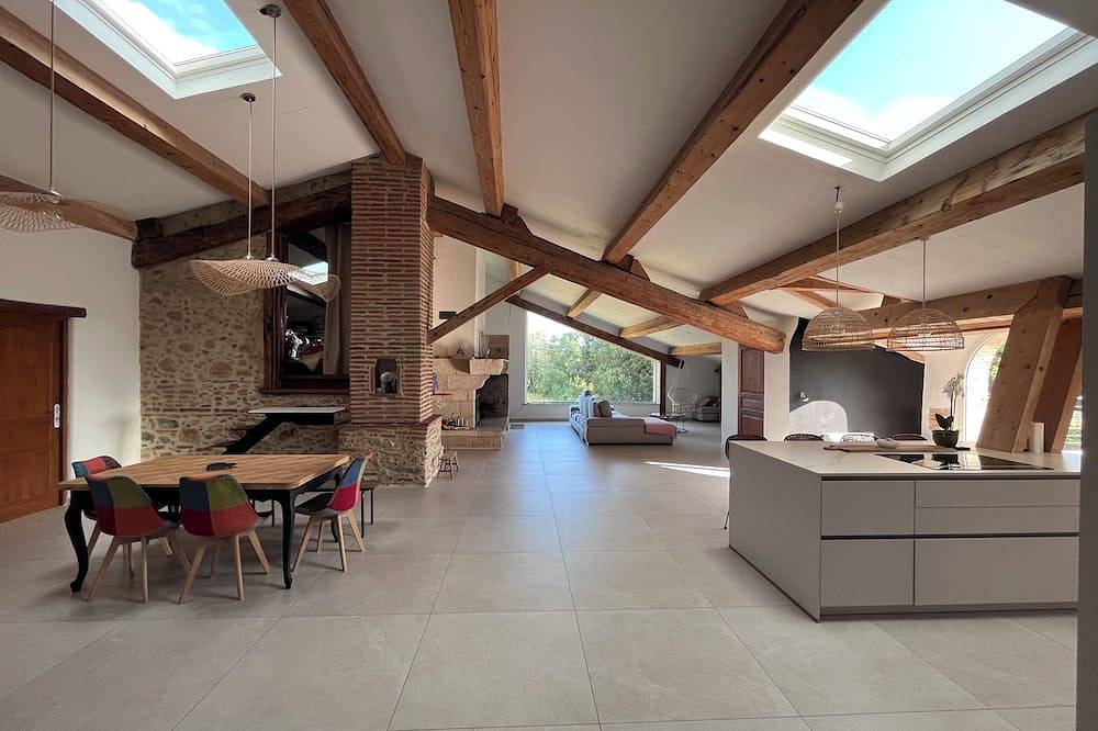 Domaine Villadomar: Farmhouse nestled in the heart of Thuir in the calm of its wooded grounds in Thuir, Mediterranean Coast (France)