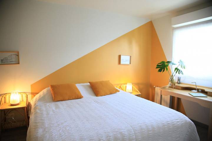 Gîte pour 2 personnes, avec Jardin et Vue à Rouxmesnil-Bouteilles