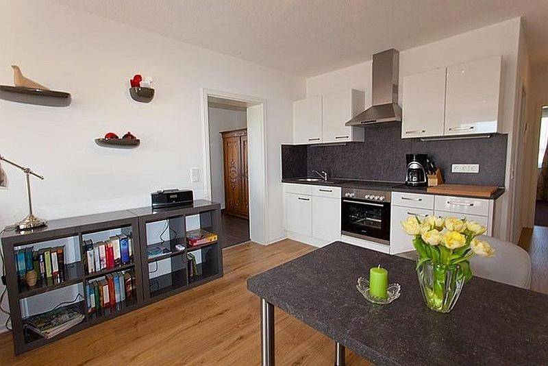 Ganze Wohnung, One-Bedroom Apartment in Dreschvitz, Rügen