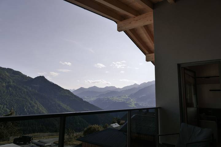 Ferienwohnung für 8 Personen, mit Balkon und Terrasse sowie Sauna in Kaunerberg