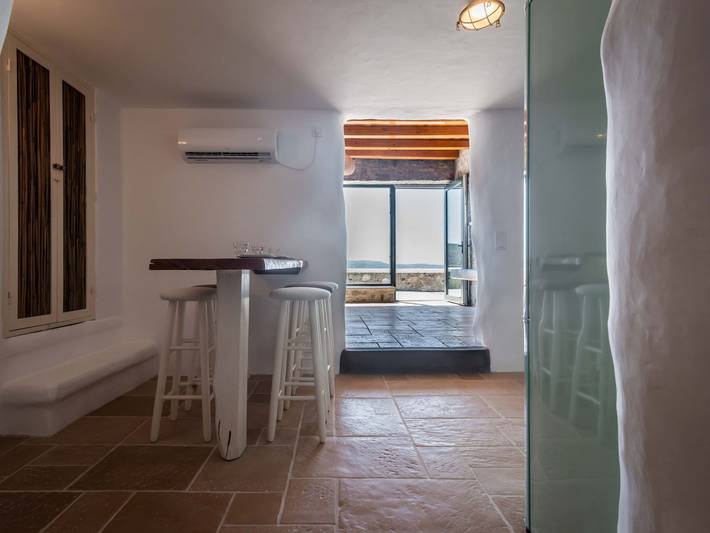 Location de vacances pour 3 personnes, avec terrasse et piscine dans Milos - 3