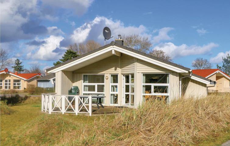 Ferienhaus für 6 Personen, mit Sauna und Garten sowie Terrasse, mit Haustier