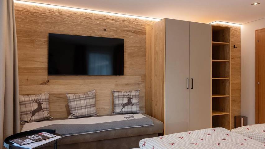 Appartement voor 5 personen, met tuin en uitzicht in Sankt Gallenkirch