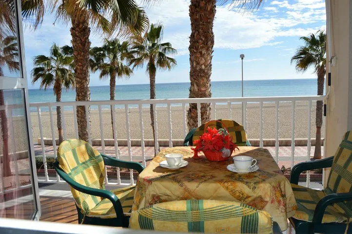 Apartamento de vacaciones para 5 personas, con balcón y vistas - 1