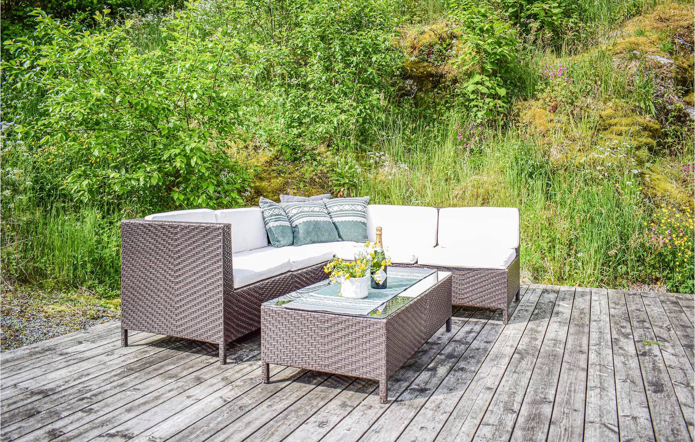 Apartamento vacacional entero, Apartamento de vacaciones para 6 personas con terraza in Suldal