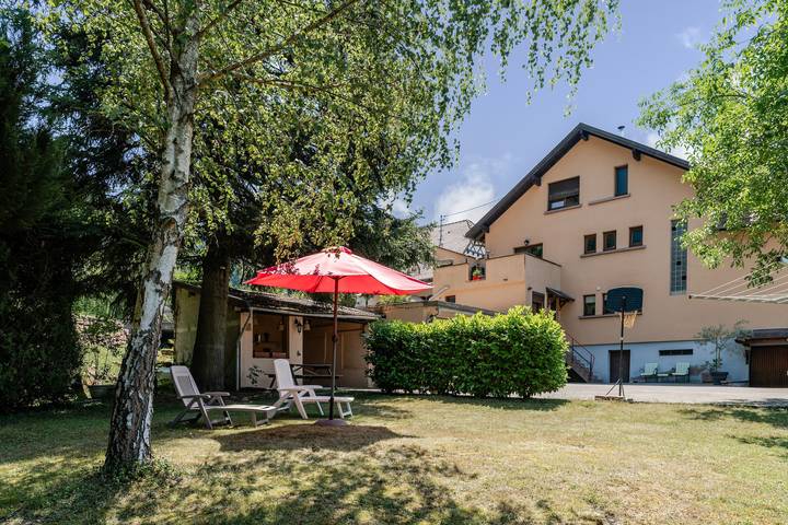 Gîte pour 7 personnes, avec Jardin
