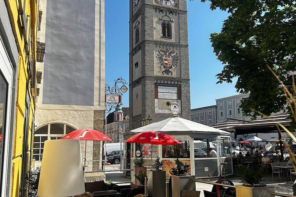Top 2 for up to 4 persons - Plaza Cafe & Bar in Enns, Linz-Wels