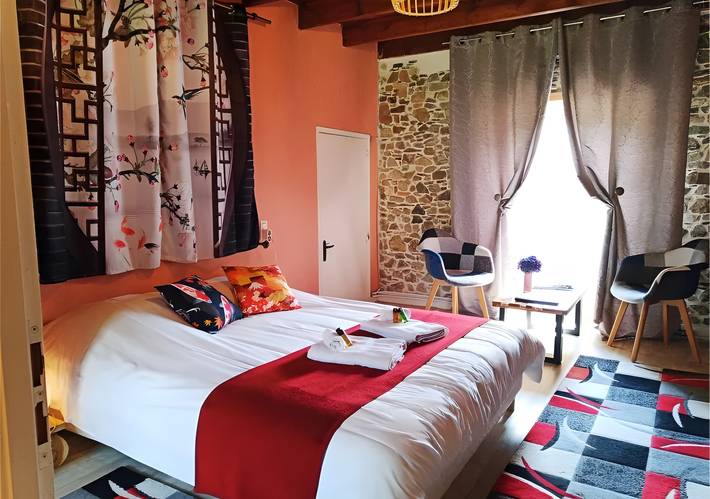 Chambre d’hôte pour 2 personnes, avec jardin, adapté aux familles dans Cotentin