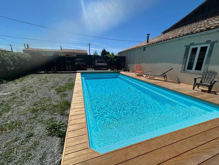 Location de vacances pour 14 personnes, avec piscine et jardin à Saint-Sigismond (Vendée) - 3